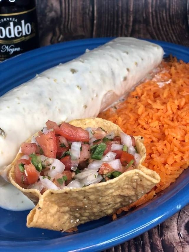 Burrito Tapatio (Carnitas).